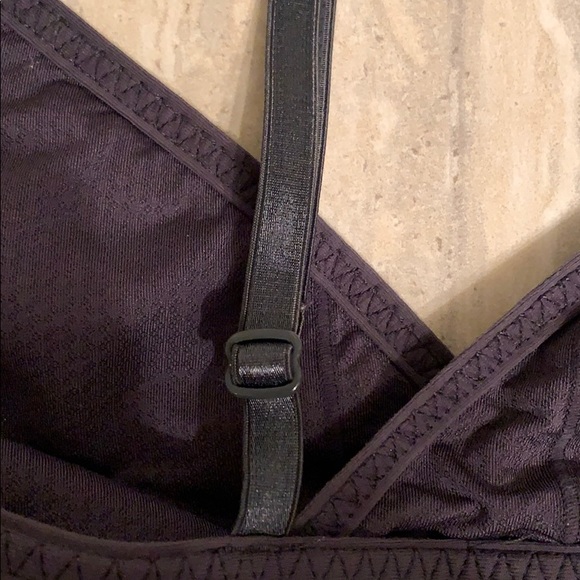 Lululemon Sports Bra - Picture 5 of 6